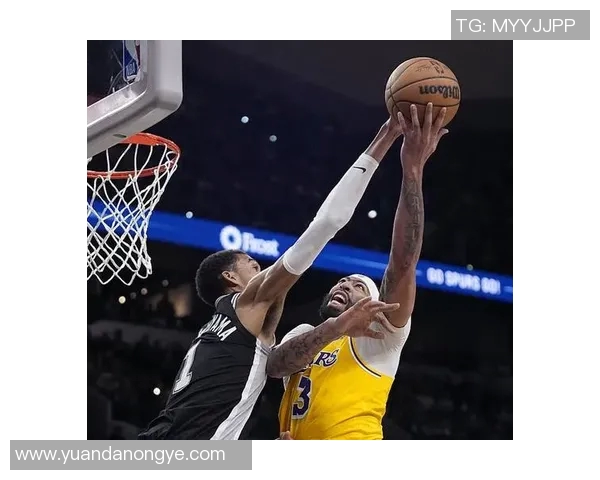 NBA季前赛：马刺31分狂胜广州龙狮 文班亚马半场9+10+7+3盖帽